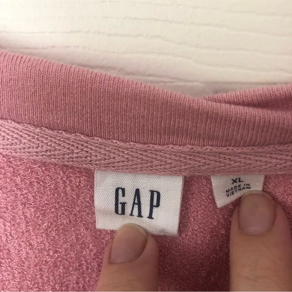 GAP cropped v-neck sweatshirt - Picture 4 of 5